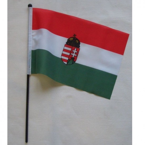 Magyar zászló címerrel kicsi